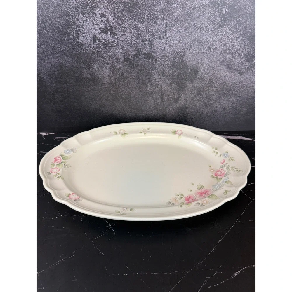 Vintage Pfaltzgraff Tea Rose Pattern‎ 14.5